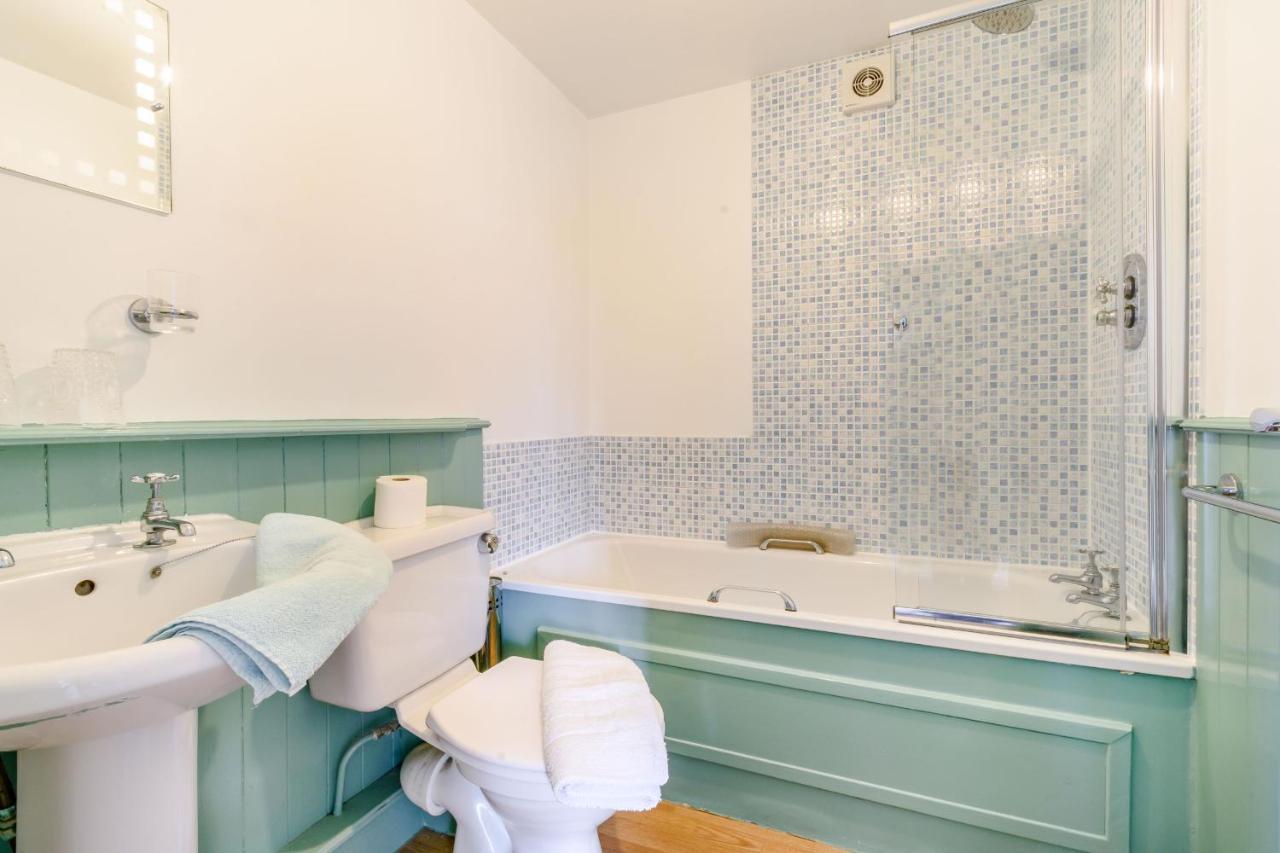 What A View At Quayside Apartment Γουίτμπι Εξωτερικό φωτογραφία